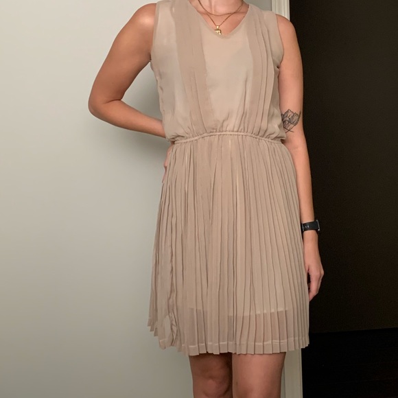Pleated Beige v- neck Dress - Picture 3 of 5
